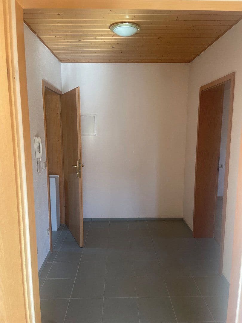 Pronájem bytu 2+1 62 m², Heidestraße 14, Friolzheim, Bádensko-Württembersko Pronájem bytu 2+1 62 m², Heidestraße 14, Friolzheim, Bádensko-Württembersko