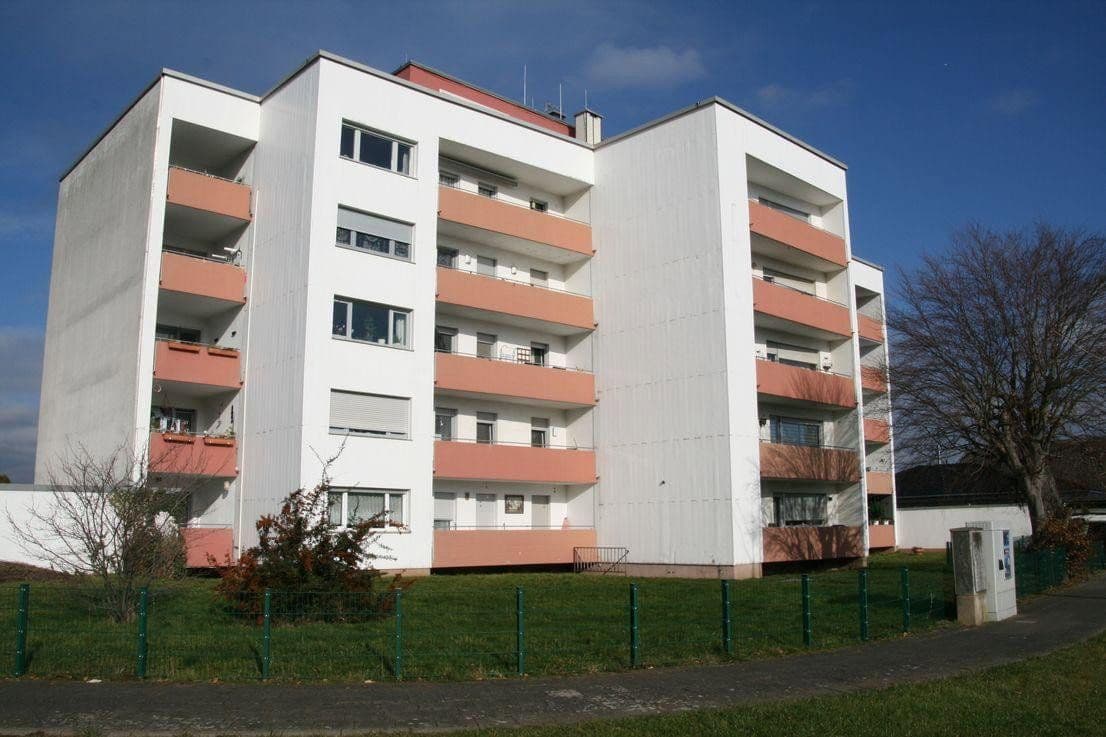 Pronájem bytu 5+1 106 m², Blumenstraße 40, Elsdorf, Severní Porýní-Vestfálsko Pronájem bytu 5+1 106 m², Blumenstraße 40, Elsdorf, Severní Porýní-Vestfálsko