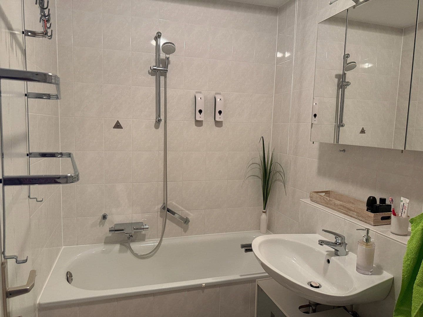 Pronájem bytu 2+1 56 m², Sandweg 29, Leinfelden-Echterdingen, Bádensko-Württembersko Pronájem bytu 2+1 56 m², Sandweg 29, Leinfelden-Echterdingen, Bádensko-Württembersko