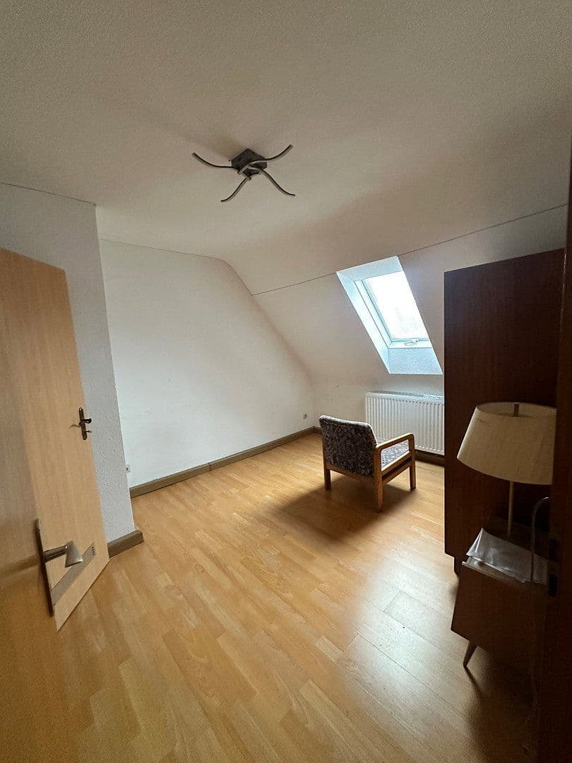 Prodej domu 286 m², pozemek 154 m², Külsheim, Bádensko-Württembersko Prodej domu 286 m², pozemek 154 m², Külsheim, Bádensko-Württembersko