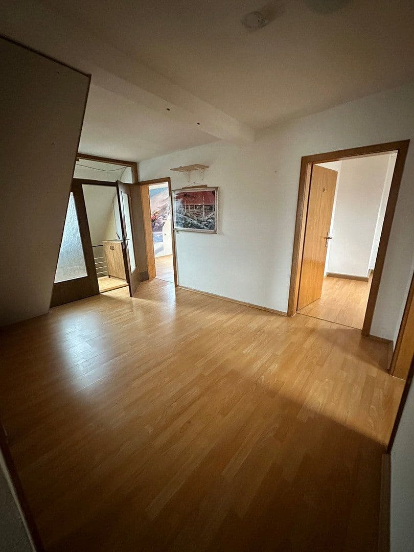 Prodej domu 286 m², pozemek 154 m², Külsheim, Bádensko-Württembersko Prodej domu 286 m², pozemek 154 m², Külsheim, Bádensko-Württembersko