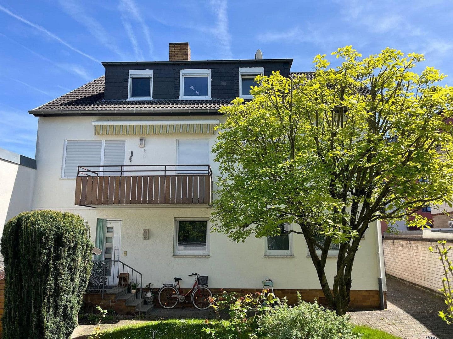 Prodej domu 232 m², pozemek 319 m², Wiesbaden, Hessen Prodej domu 232 m², pozemek 319 m², Wiesbaden, Hessen