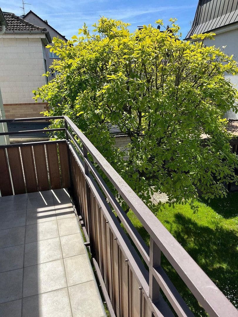 Prodej domu 232 m², pozemek 319 m², Wiesbaden, Hessen Prodej domu 232 m², pozemek 319 m², Wiesbaden, Hessen