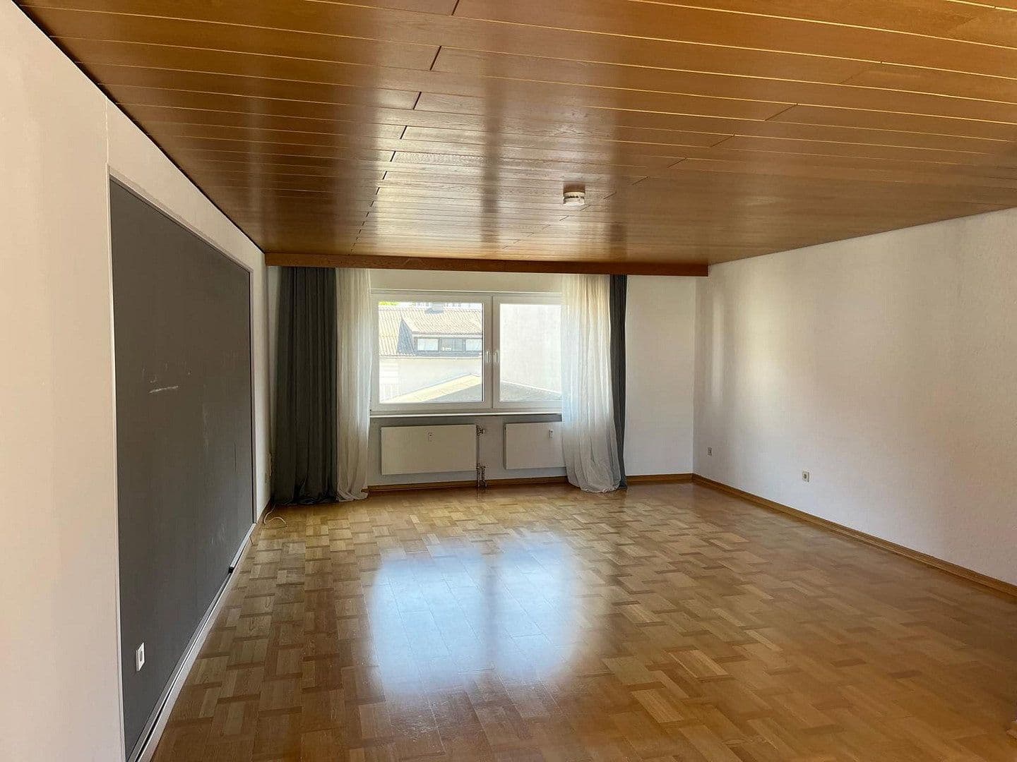 Prodej domu 232 m², pozemek 319 m², Wiesbaden, Hessen Prodej domu 232 m², pozemek 319 m², Wiesbaden, Hessen