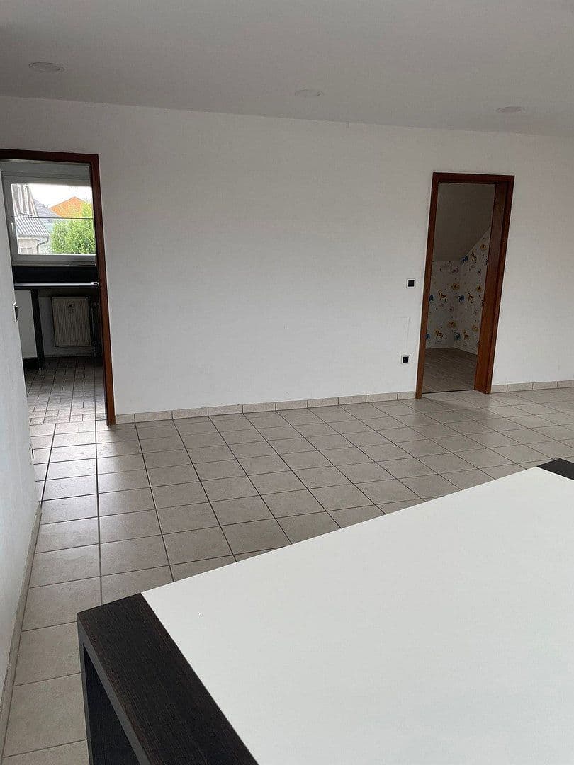 Prodej domu 232 m², pozemek 319 m², Wiesbaden, Hessen Prodej domu 232 m², pozemek 319 m², Wiesbaden, Hessen