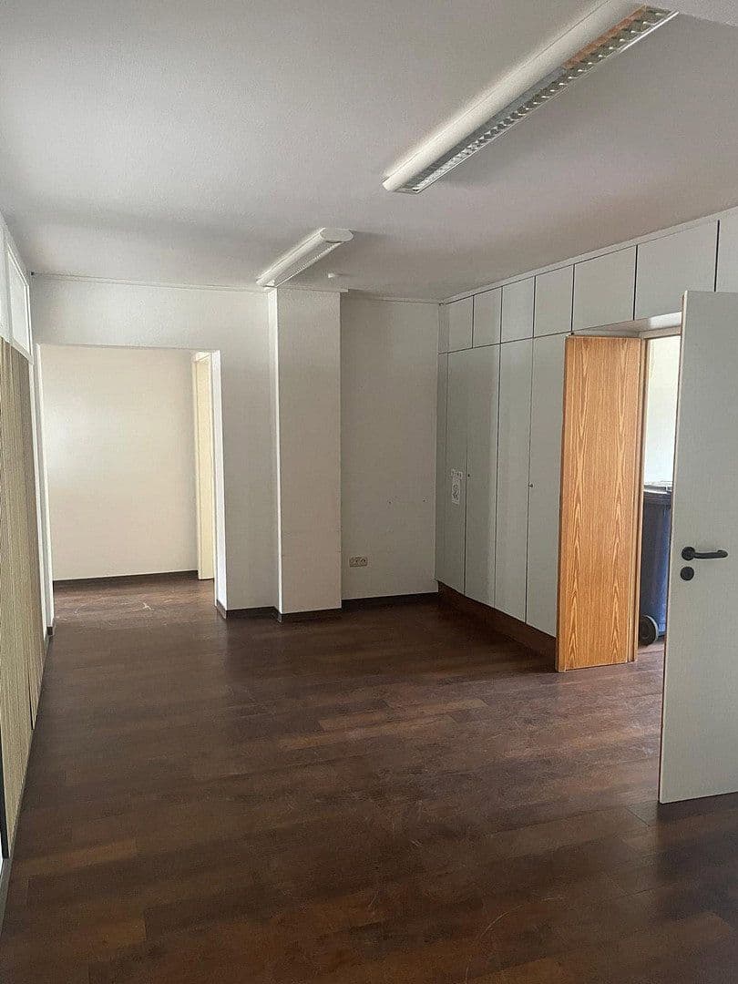 Prodej kanceláře 174 m², Große Rurstraße 88, Jülich, Severní Porýní-Vestfálsko Prodej kanceláře 174 m², Große Rurstraße 88, Jülich, Severní Porýní-Vestfálsko