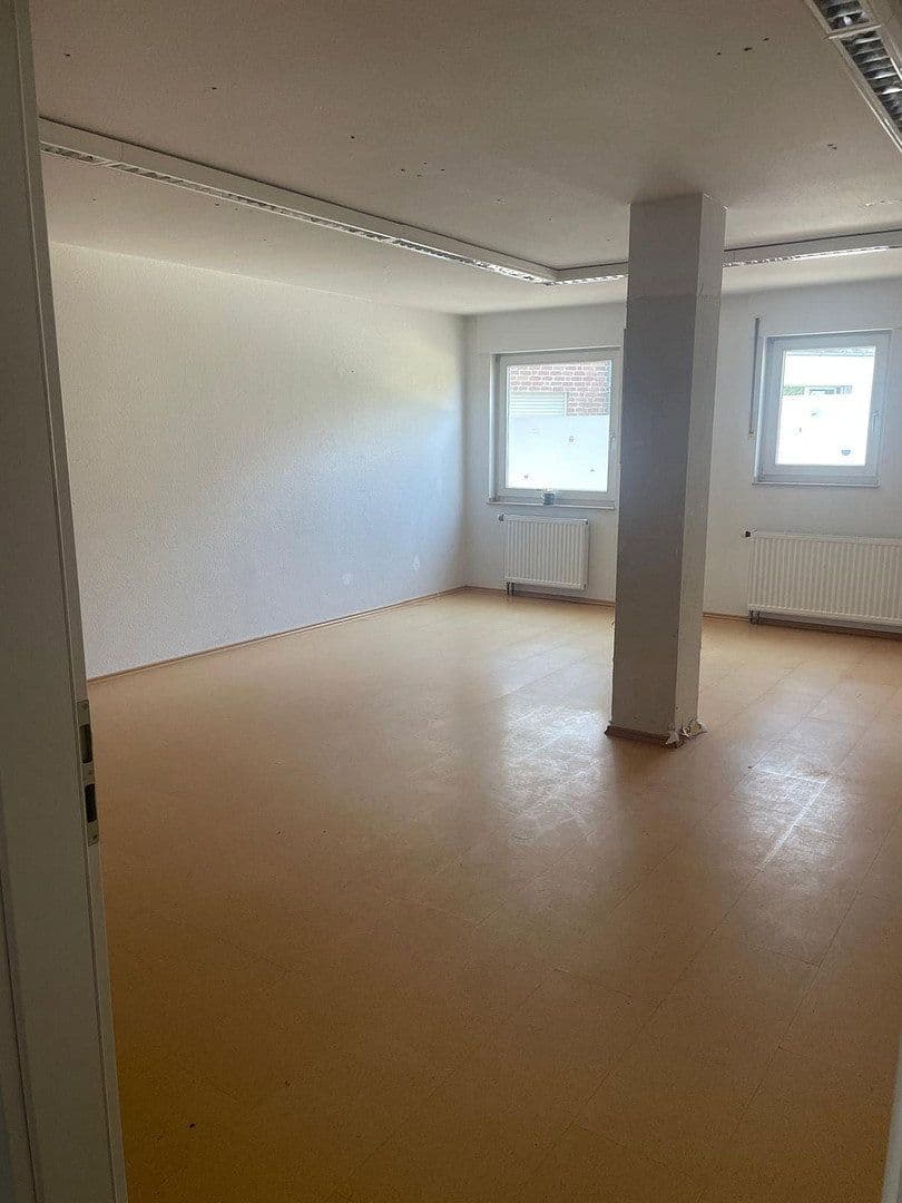 Prodej kanceláře 174 m², Große Rurstraße 88, Jülich, Severní Porýní-Vestfálsko Prodej kanceláře 174 m², Große Rurstraße 88, Jülich, Severní Porýní-Vestfálsko
