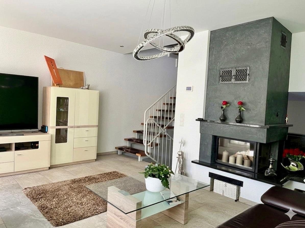Prodej domu 145 m², pozemek 191 m², Kettemerstraße 19/5, Filderstadt, Bádensko-Württembersko Prodej domu 145 m², pozemek 191 m², Kettemerstraße 19/5, Filderstadt, Bádensko-Württembersko