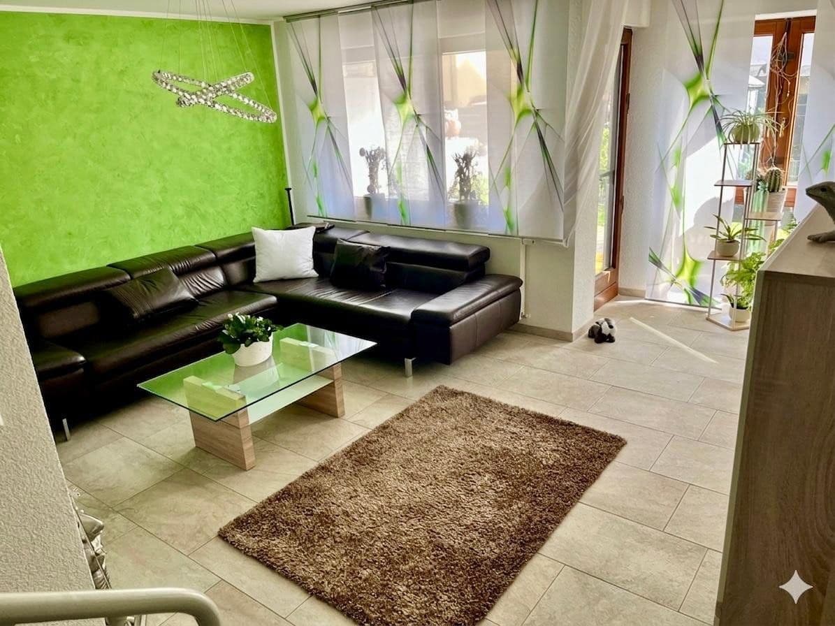 Prodej domu 145 m², pozemek 191 m², Kettemerstraße 19/5, Filderstadt, Bádensko-Württembersko Prodej domu 145 m², pozemek 191 m², Kettemerstraße 19/5, Filderstadt, Bádensko-Württembersko