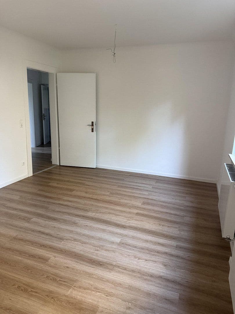 Pronájem bytu 2+1 46 m², Paulusstr. 22/1, Stuttgart, Bádensko-Württembersko Pronájem bytu 2+1 46 m², Paulusstr. 22/1, Stuttgart, Bádensko-Württembersko