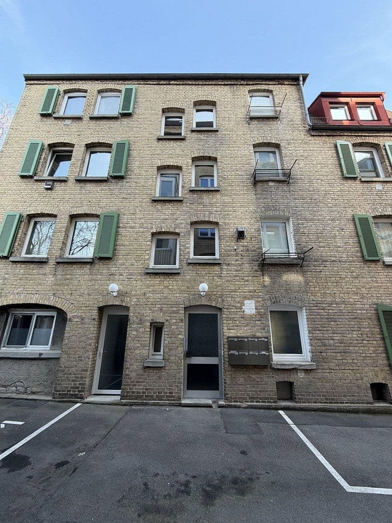 Pronájem bytu 2+1 46 m², Paulusstr. 22/1, Stuttgart, Bádensko-Württembersko Pronájem bytu 2+1 46 m², Paulusstr. 22/1, Stuttgart, Bádensko-Württembersko