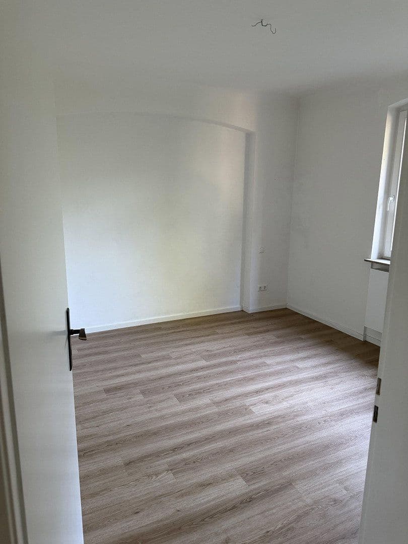 Pronájem bytu 2+1 46 m², Paulusstr. 22/1, Stuttgart, Bádensko-Württembersko Pronájem bytu 2+1 46 m², Paulusstr. 22/1, Stuttgart, Bádensko-Württembersko