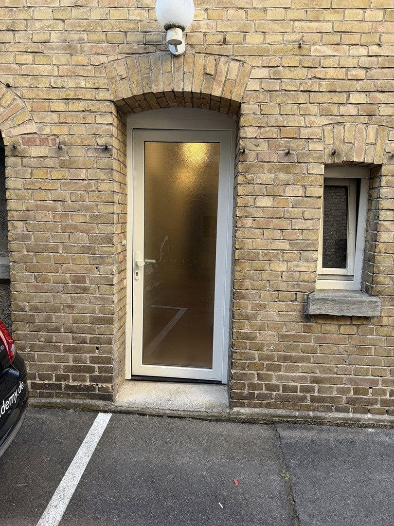 Pronájem bytu 2+1 43 m², Paulusstr. 22/1, Stuttgart, Bádensko-Württembersko Pronájem bytu 2+1 43 m², Paulusstr. 22/1, Stuttgart, Bádensko-Württembersko