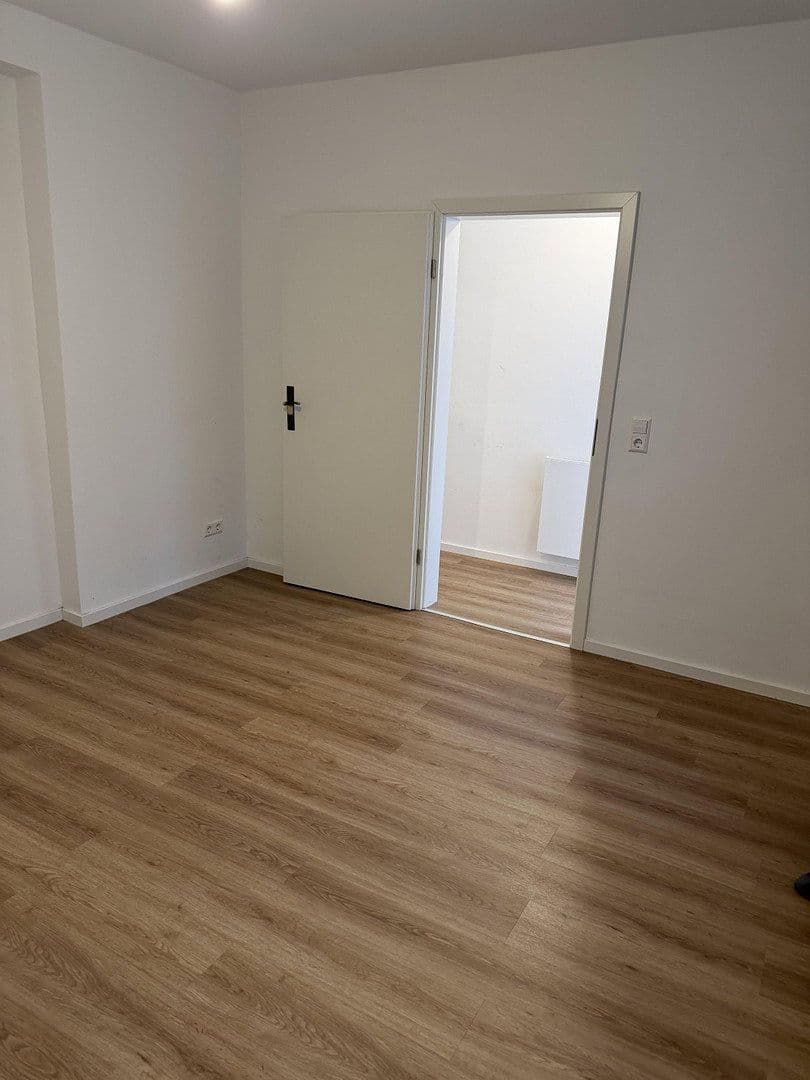 Pronájem bytu 2+1 43 m², Paulusstr. 22/1, Stuttgart, Bádensko-Württembersko Pronájem bytu 2+1 43 m², Paulusstr. 22/1, Stuttgart, Bádensko-Württembersko