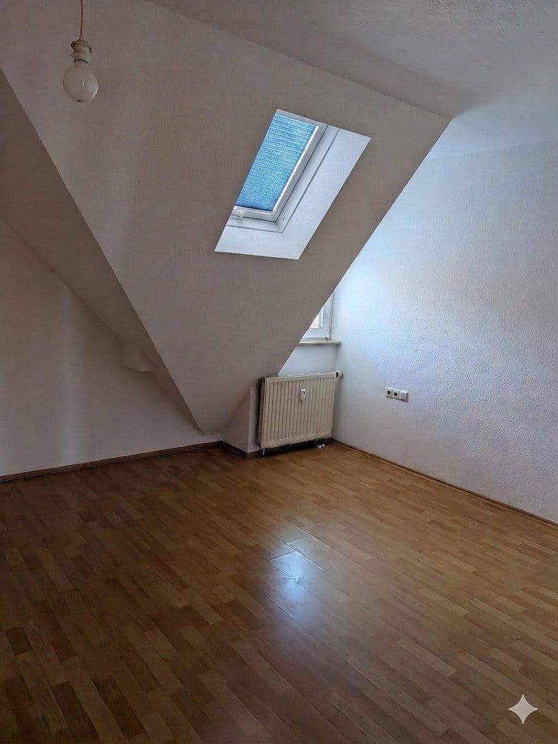 Pronájem bytu 2+1 52 m², Enzstr. 8/1, Herrenberg, Bádensko-Württembersko Pronájem bytu 2+1 52 m², Enzstr. 8/1, Herrenberg, Bádensko-Württembersko