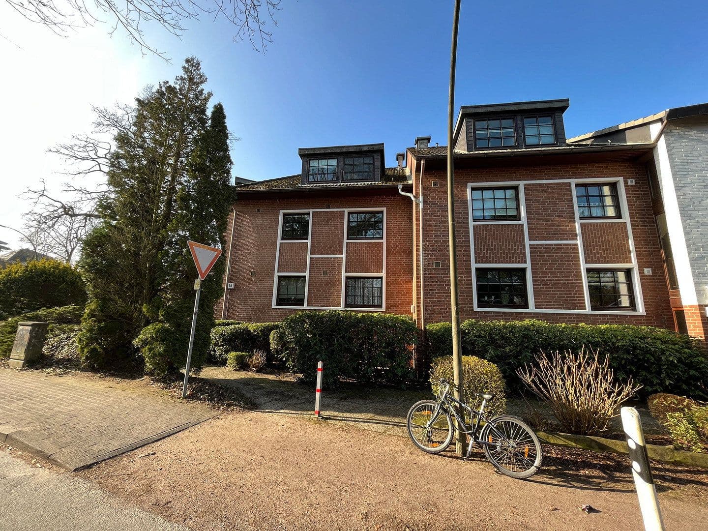 Prodej bytu 4+1 91 m², Schönsberg 1a, Hamburg, Hamburg Prodej bytu 4+1 91 m², Schönsberg 1a, Hamburg, Hamburg