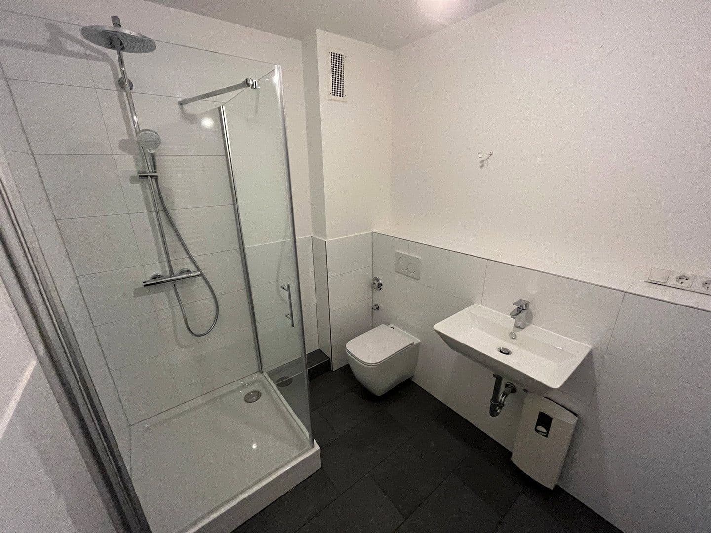 Prodej bytu 4+1 91 m², Schönsberg 1a, Hamburg, Hamburg Prodej bytu 4+1 91 m², Schönsberg 1a, Hamburg, Hamburg