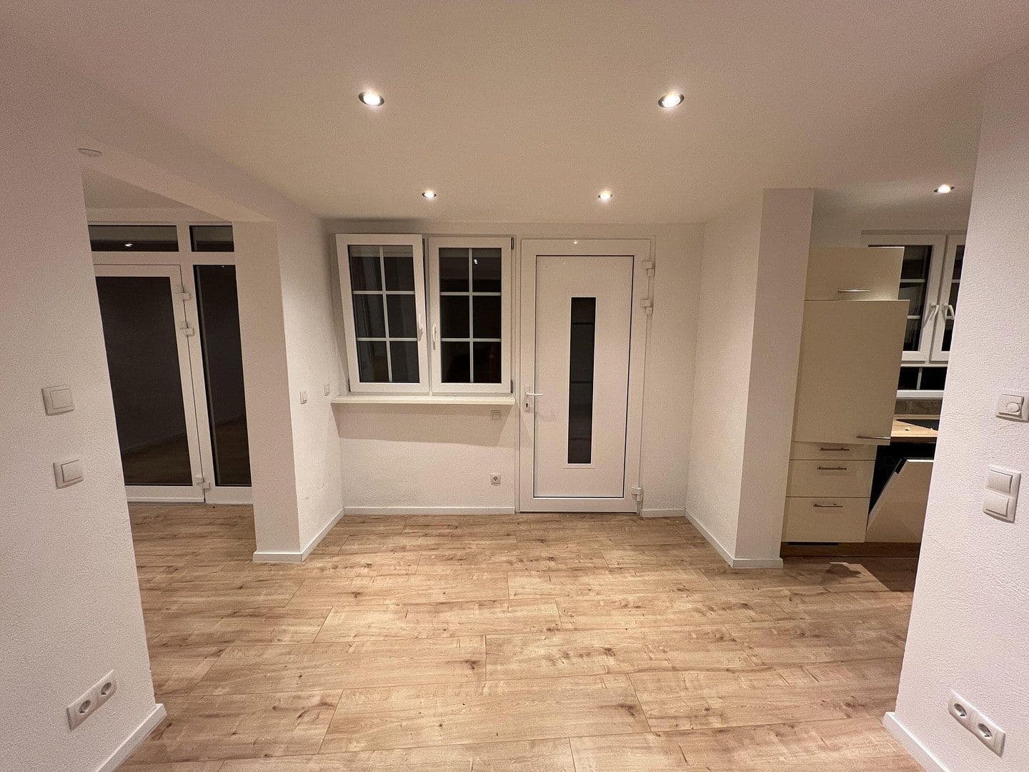 Pronájem bytu 5+1 128 m², Dorfbrunnenstraße 32, Wörth am Rhein, Porýní-Falc Pronájem bytu 5+1 128 m², Dorfbrunnenstraße 32, Wörth am Rhein, Porýní-Falc