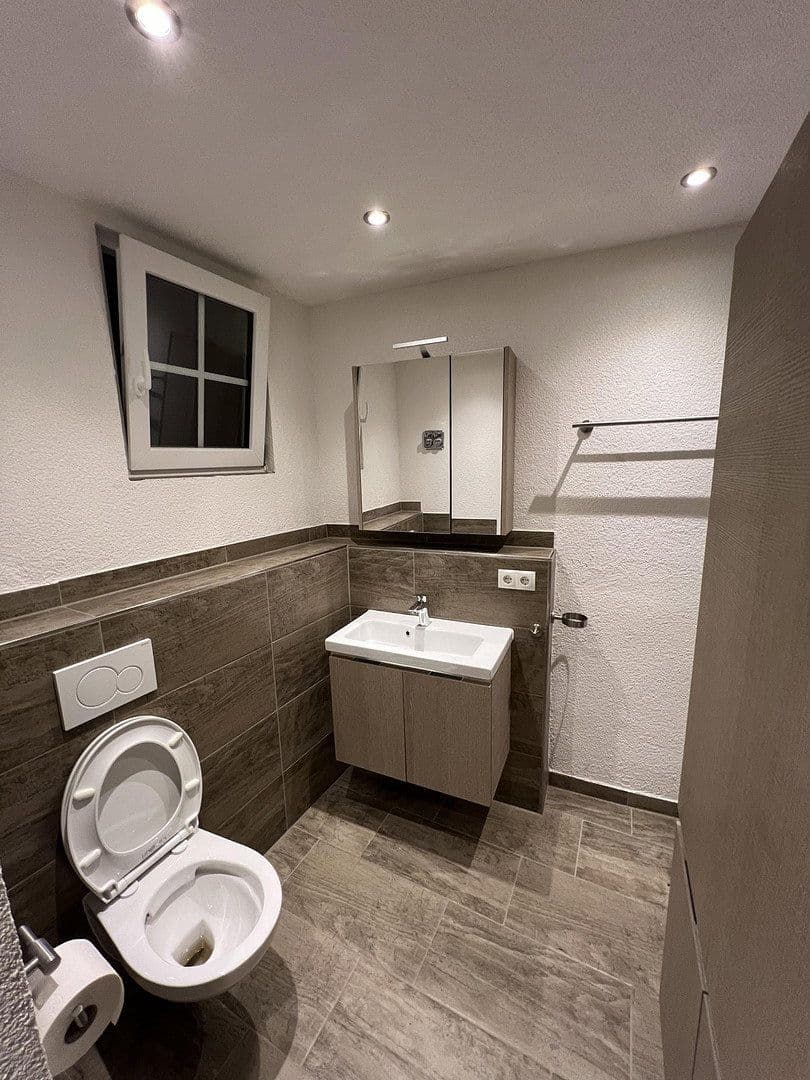 Pronájem bytu 5+1 128 m², Dorfbrunnenstraße 32, Wörth am Rhein, Porýní-Falc Pronájem bytu 5+1 128 m², Dorfbrunnenstraße 32, Wörth am Rhein, Porýní-Falc