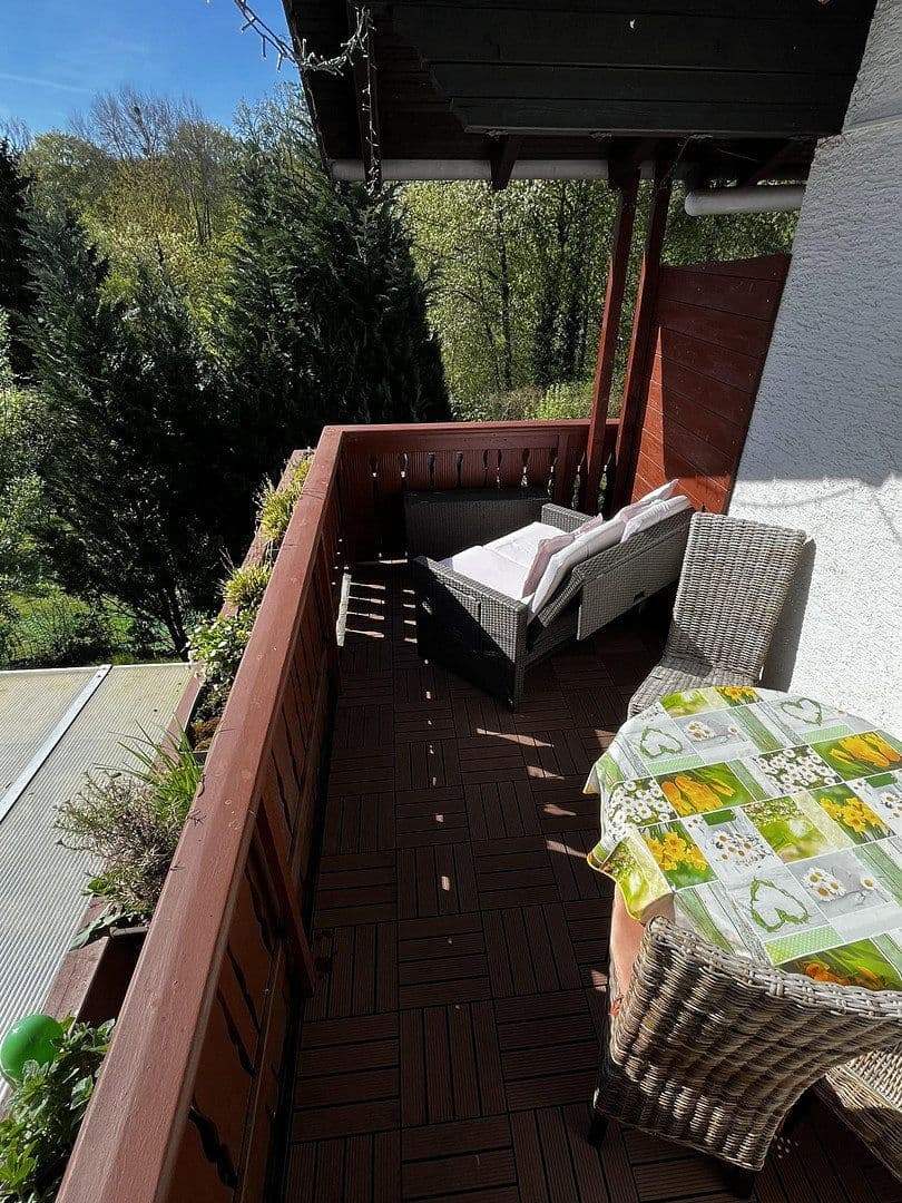 Pronájem domu 190 m², pozemek 900 m², Am Sonnenberg 1, Brombachtal, Hessen Pronájem domu 190 m², pozemek 900 m², Am Sonnenberg 1, Brombachtal, Hessen