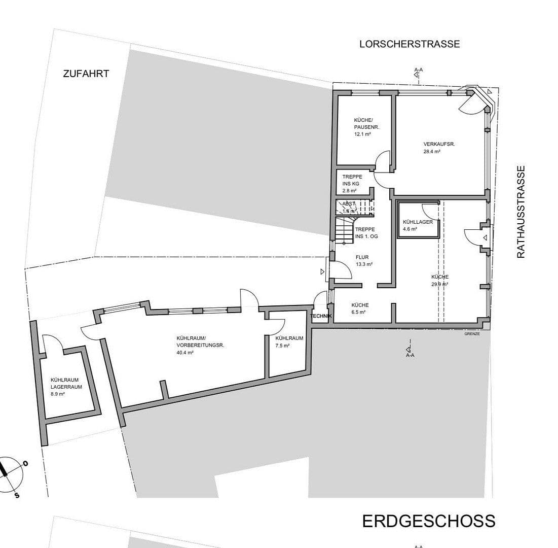 Pronájem domu 361 m², pozemek 485 m², Rathausstraße 21, Viernheim, Hessen Pronájem domu 361 m², pozemek 485 m², Rathausstraße 21, Viernheim, Hessen