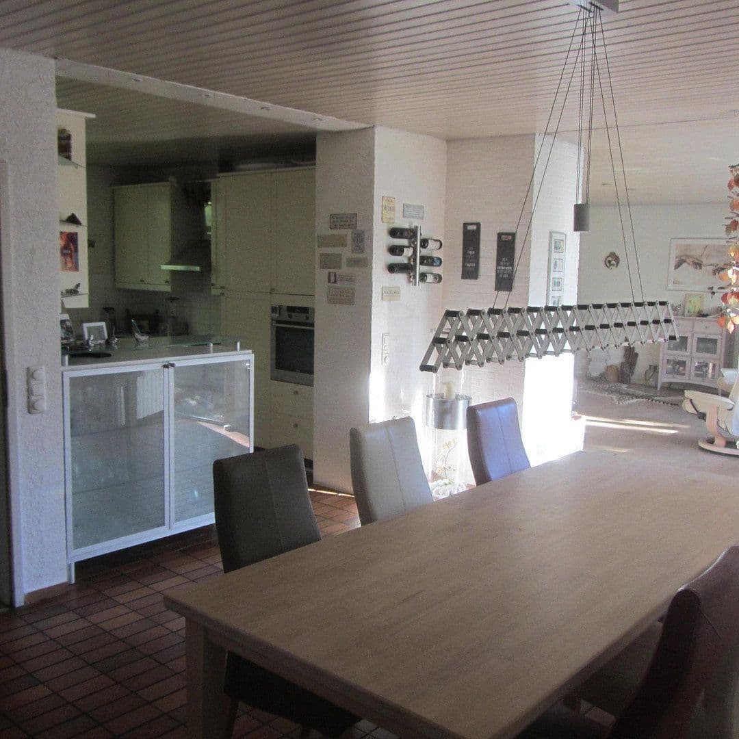 Prodej domu 140 m², pozemek 2.000 m², Seevetal, Dolní Sasko Prodej domu 140 m², pozemek 2.000 m², Seevetal, Dolní Sasko