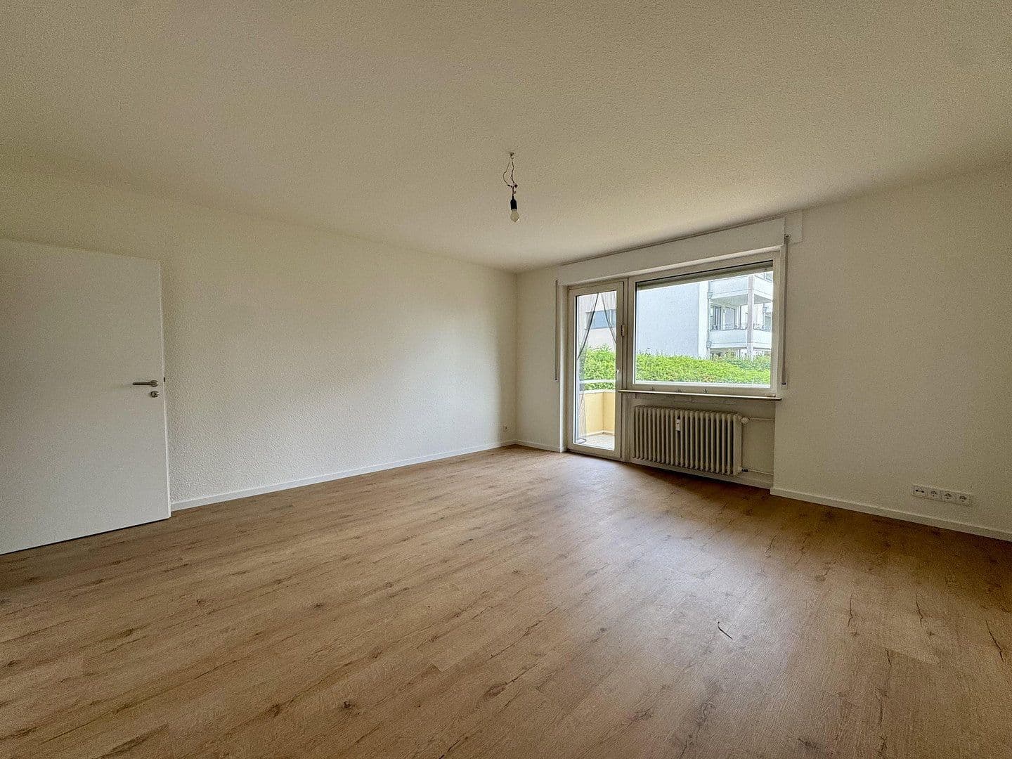 Pronájem bytu 2+1 58 m², Hauberrisserstraße 25, Wiesbaden, Hessen Pronájem bytu 2+1 58 m², Hauberrisserstraße 25, Wiesbaden, Hessen
