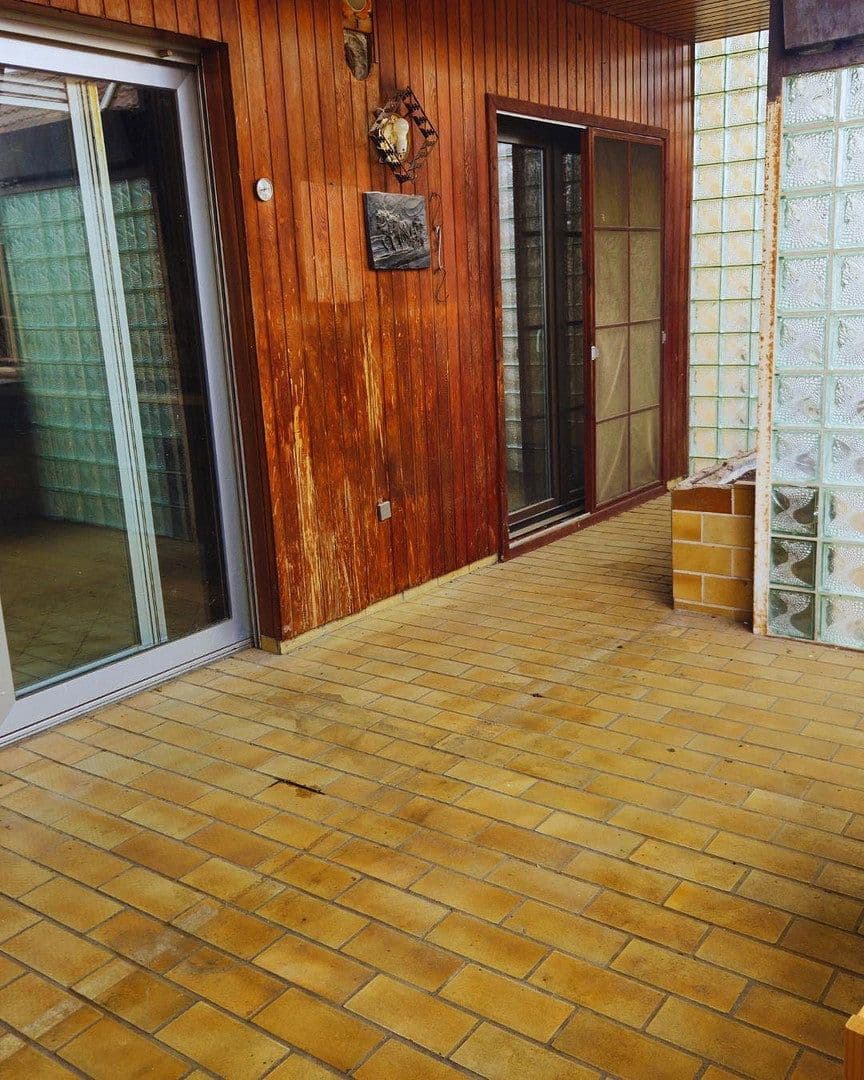 Prodej domu 280 m², pozemek 898 m², Hambrücken, Bádensko-Württembersko Prodej domu 280 m², pozemek 898 m², Hambrücken, Bádensko-Württembersko