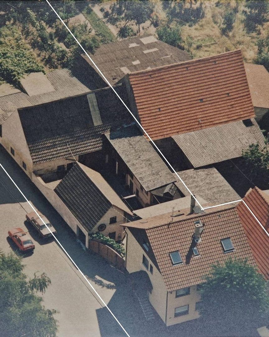 Prodej domu 280 m², pozemek 898 m², Hambrücken, Bádensko-Württembersko Prodej domu 280 m², pozemek 898 m², Hambrücken, Bádensko-Württembersko
