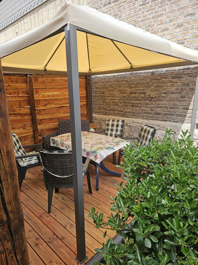 Prodej domu 167 m², pozemek 301 m², Hainburg, Hessen Prodej domu 167 m², pozemek 301 m², Hainburg, Hessen
