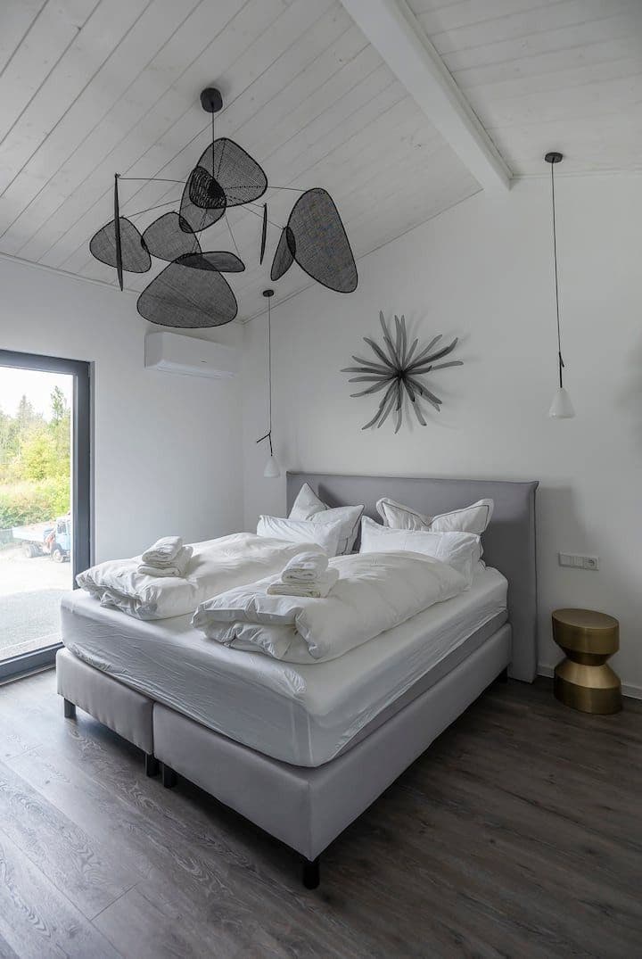 Prodej domu 180 m², pozemek 313 m², Hainweg 4/70, Neukieritzsch, Sasko Prodej domu 180 m², pozemek 313 m², Hainweg 4/70, Neukieritzsch, Sasko