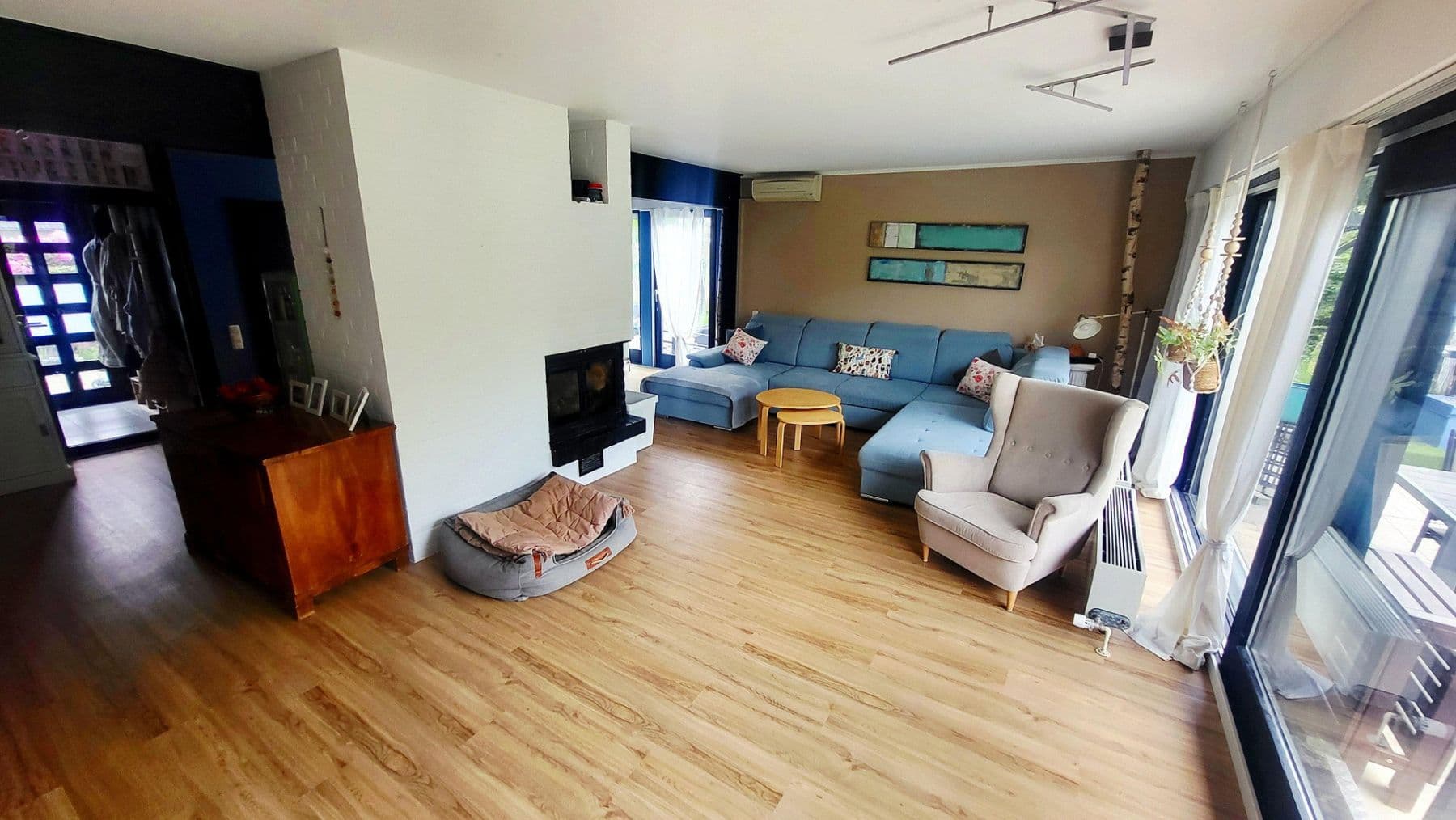 Prodej domu 123 m², pozemek 780 m², Nibelungenstraße 15, Taunusstein, Hessen Prodej domu 123 m², pozemek 780 m², Nibelungenstraße 15, Taunusstein, Hessen