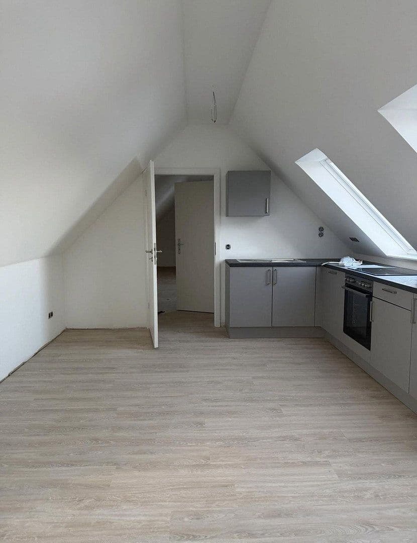 Pronájem bytu 2+kk 90 m², Salzhausen, Dolní Sasko Pronájem bytu 2+kk 90 m², Salzhausen, Dolní Sasko
