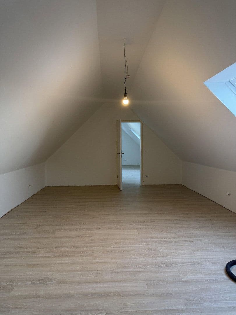 Pronájem bytu 2+kk 90 m², Salzhausen, Dolní Sasko Pronájem bytu 2+kk 90 m², Salzhausen, Dolní Sasko