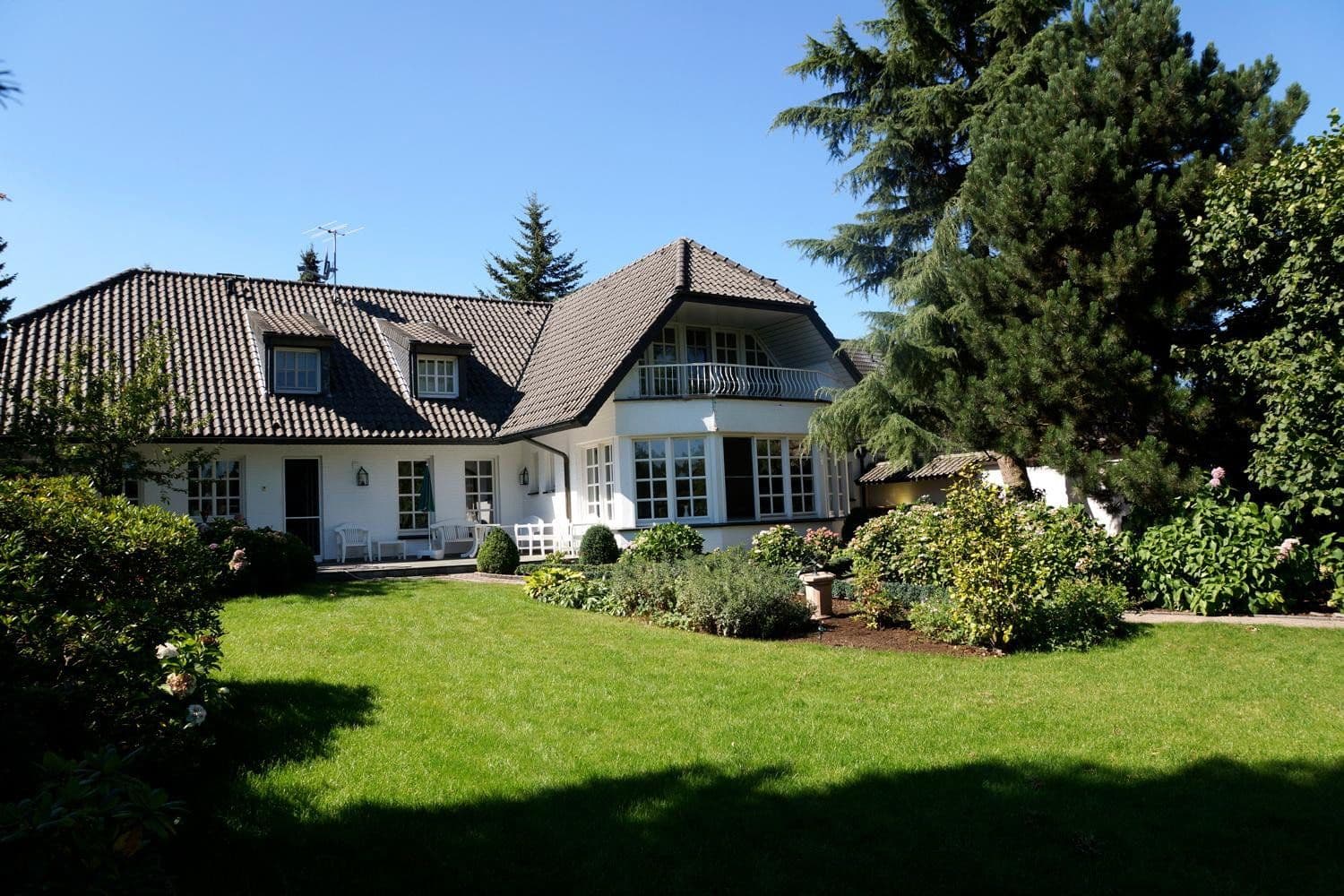 Prodej domu 254 m², pozemek 2.001 m², Kevelaer, Severní Porýní-Vestfálsko Prodej domu 254 m², pozemek 2.001 m², Kevelaer, Severní Porýní-Vestfálsko