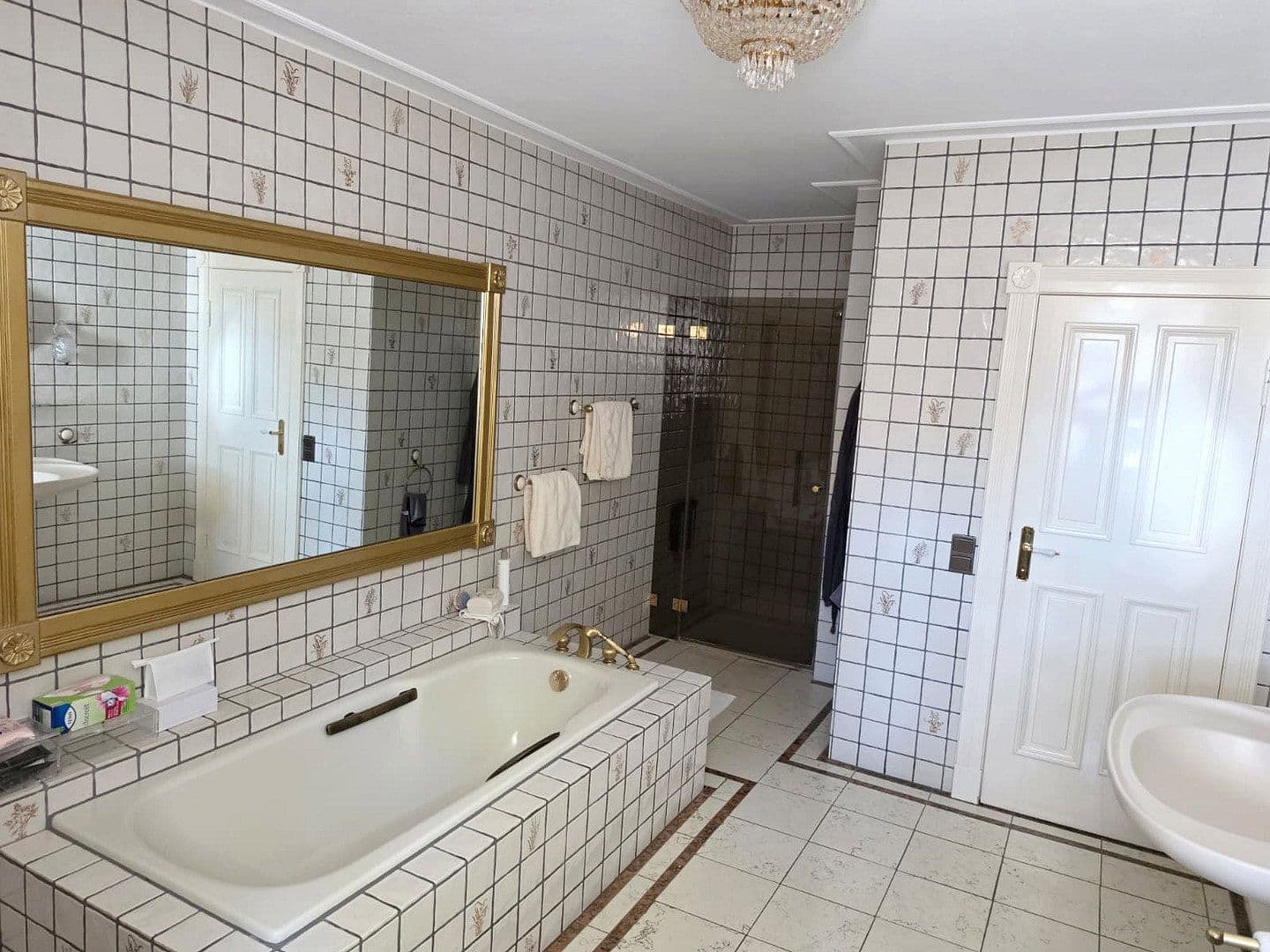 Prodej domu 254 m², pozemek 2.001 m², Kevelaer, Severní Porýní-Vestfálsko Prodej domu 254 m², pozemek 2.001 m², Kevelaer, Severní Porýní-Vestfálsko