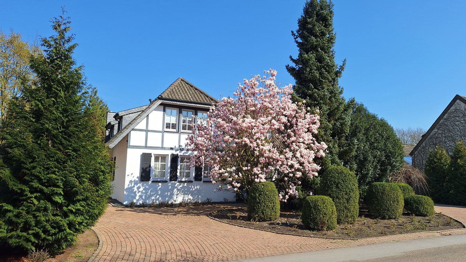 Prodej domu 254 m², pozemek 2.001 m², Kevelaer, Severní Porýní-Vestfálsko Prodej domu 254 m², pozemek 2.001 m², Kevelaer, Severní Porýní-Vestfálsko
