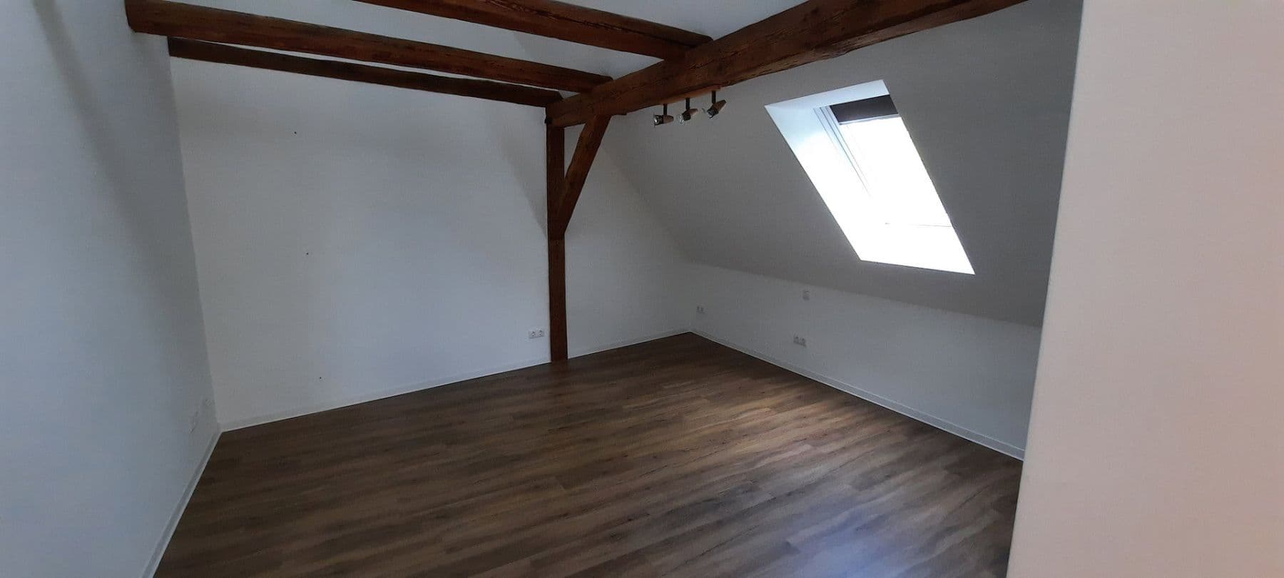 Pronájem bytu 3+1 86 m², Gutzmannstraße 8, Teupitz, Braniborsko Pronájem bytu 3+1 86 m², Gutzmannstraße 8, Teupitz, Braniborsko