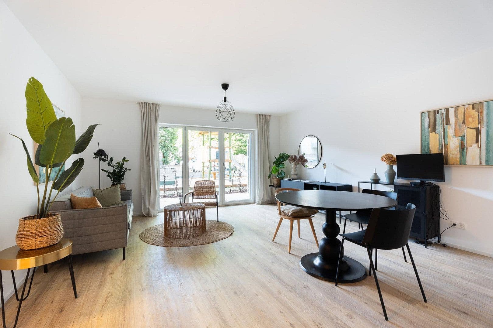 Pronájem bytu 2+1 60 m², Lange Straße 65, Fürth, Bavorsko Pronájem bytu 2+1 60 m², Lange Straße 65, Fürth, Bavorsko