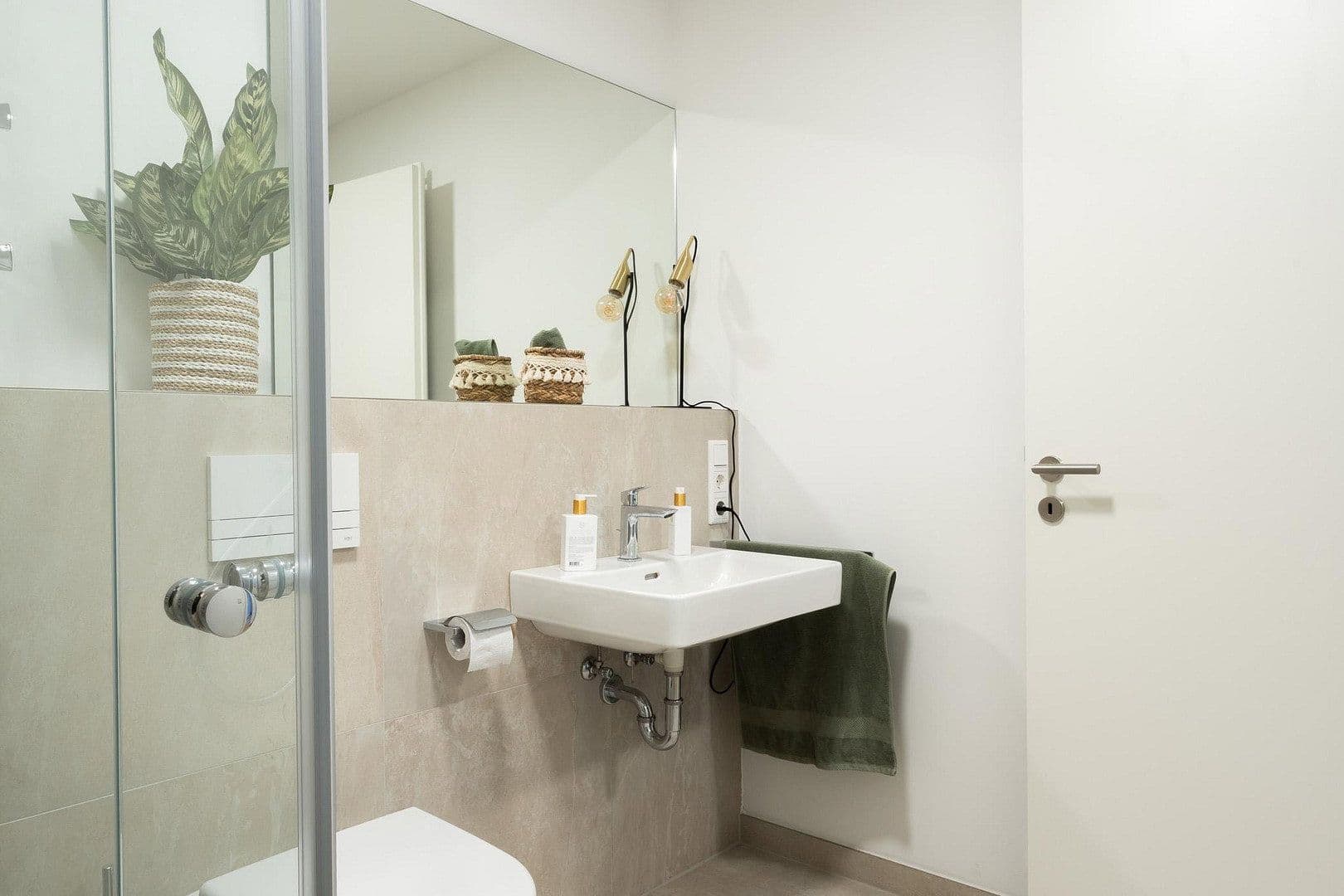 Pronájem bytu 2+1 60 m², Lange Straße 65, Fürth, Bavorsko Pronájem bytu 2+1 60 m², Lange Straße 65, Fürth, Bavorsko