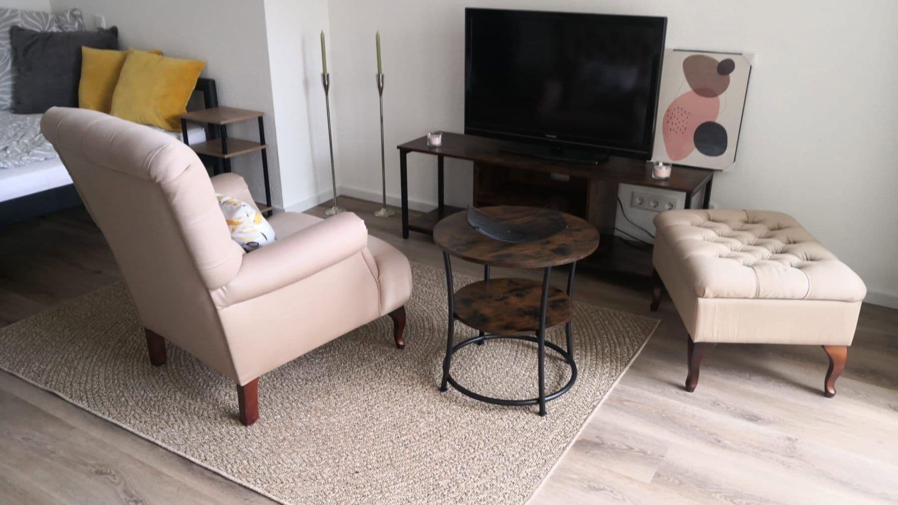 Pronájem bytu 1+1 35 m², Mittelstr. 3, Burscheid, Severní Porýní-Vestfálsko Pronájem bytu 1+1 35 m², Mittelstr. 3, Burscheid, Severní Porýní-Vestfálsko