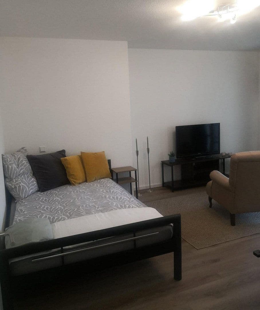 Pronájem bytu 1+1 35 m², Mittelstr. 3, Burscheid, Severní Porýní-Vestfálsko Pronájem bytu 1+1 35 m², Mittelstr. 3, Burscheid, Severní Porýní-Vestfálsko