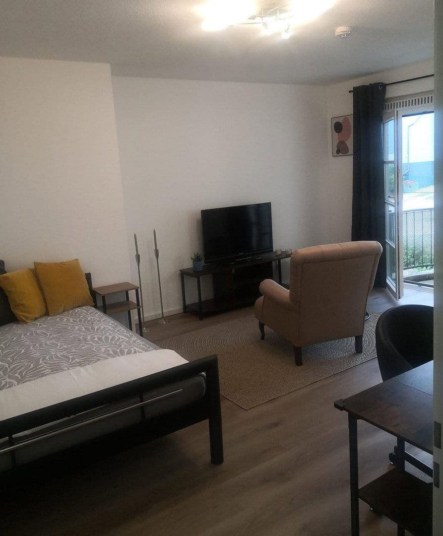 Pronájem bytu 1+1 35 m², Mittelstr. 3, Burscheid, Severní Porýní-Vestfálsko Pronájem bytu 1+1 35 m², Mittelstr. 3, Burscheid, Severní Porýní-Vestfálsko