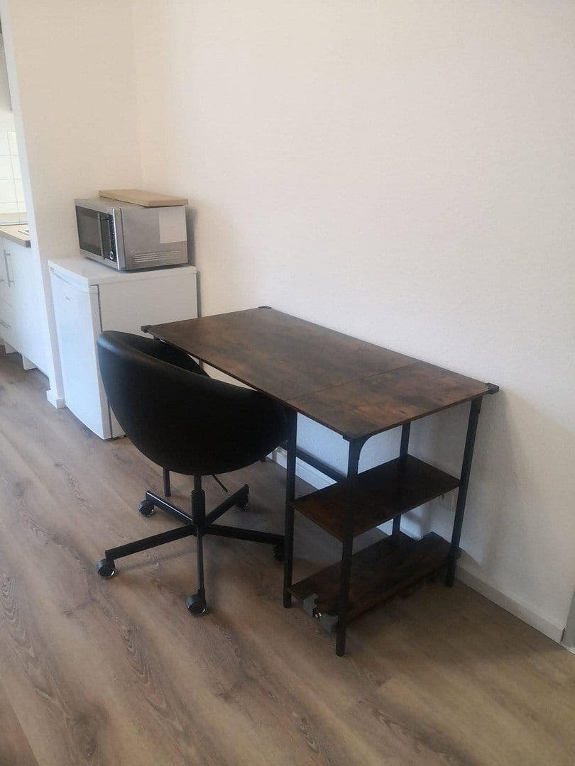 Pronájem bytu 1+1 35 m², Mittelstr. 3, Burscheid, Severní Porýní-Vestfálsko Pronájem bytu 1+1 35 m², Mittelstr. 3, Burscheid, Severní Porýní-Vestfálsko