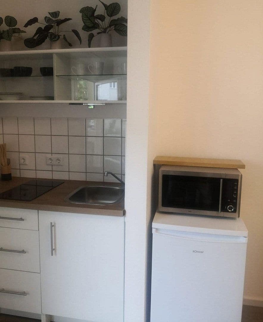 Pronájem bytu 1+1 35 m², Mittelstr. 3, Burscheid, Severní Porýní-Vestfálsko Pronájem bytu 1+1 35 m², Mittelstr. 3, Burscheid, Severní Porýní-Vestfálsko