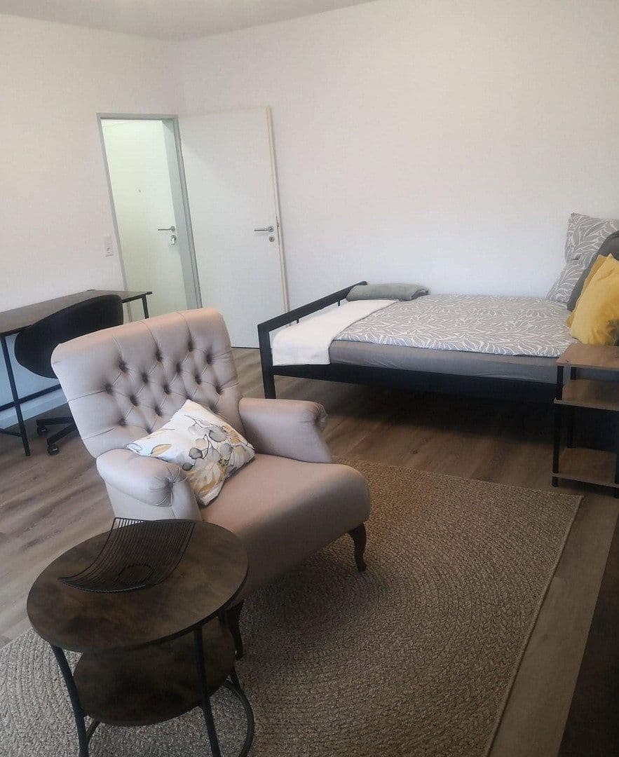Pronájem bytu 1+1 35 m², Mittelstr. 3, Burscheid, Severní Porýní-Vestfálsko Pronájem bytu 1+1 35 m², Mittelstr. 3, Burscheid, Severní Porýní-Vestfálsko