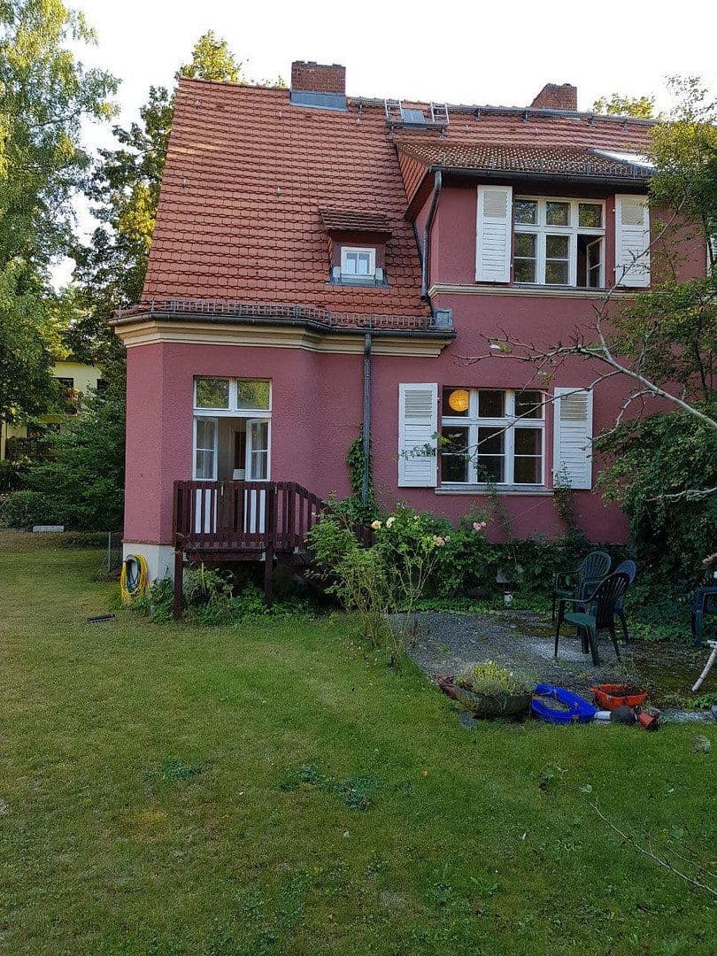 Prodej domu 125 m², pozemek 705 m², Berlin, Berlín Prodej domu 125 m², pozemek 705 m², Berlin, Berlín