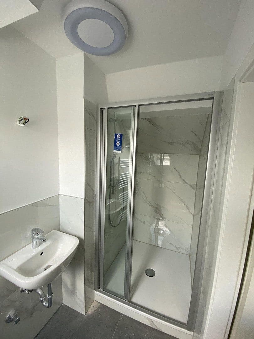 Pronájem bytu 1+kk 37 m², Mülheim, Severní Porýní-Vestfálsko Pronájem bytu 1+kk 37 m², Mülheim, Severní Porýní-Vestfálsko