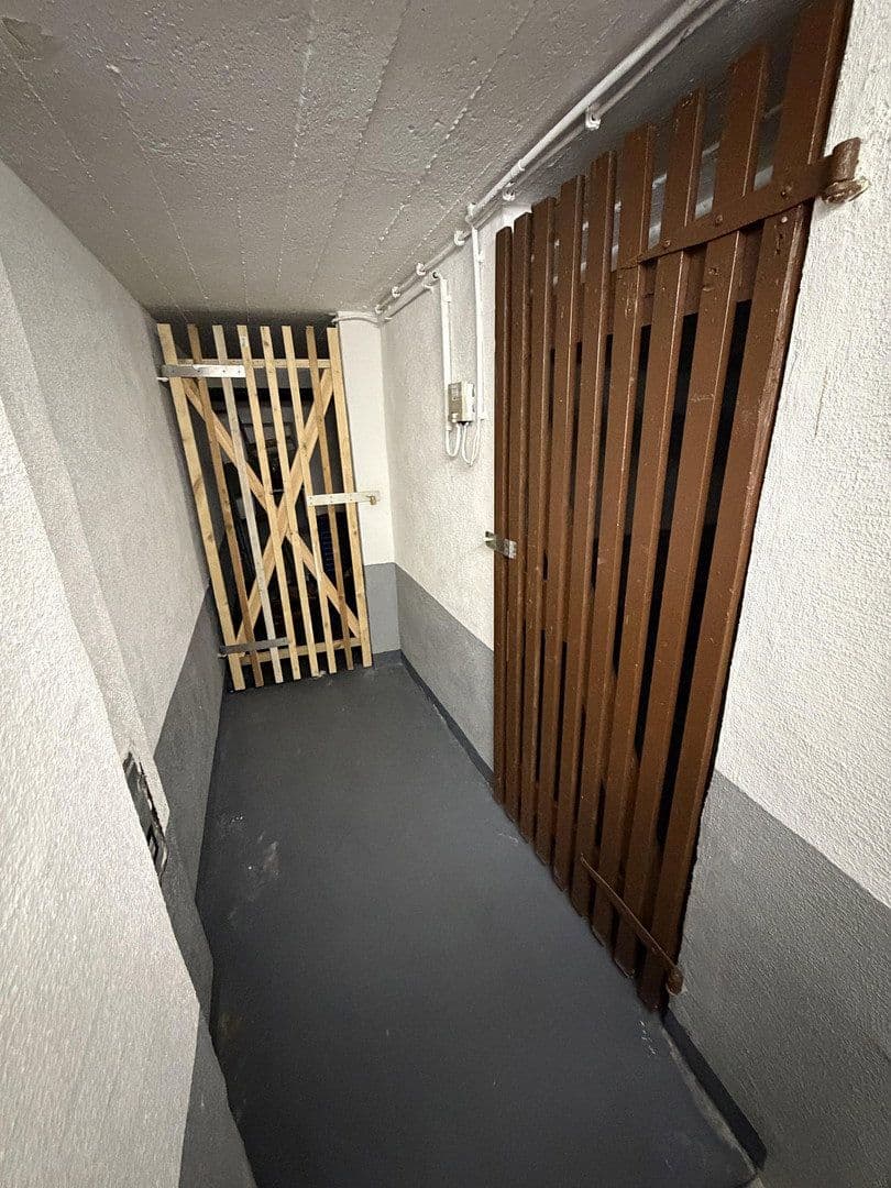 Prodej domu 221 m², pozemek 194 m², Nikolausstr. 1, Essen, Severní Porýní-Vestfálsko Prodej domu 221 m², pozemek 194 m², Nikolausstr. 1, Essen, Severní Porýní-Vestfálsko
