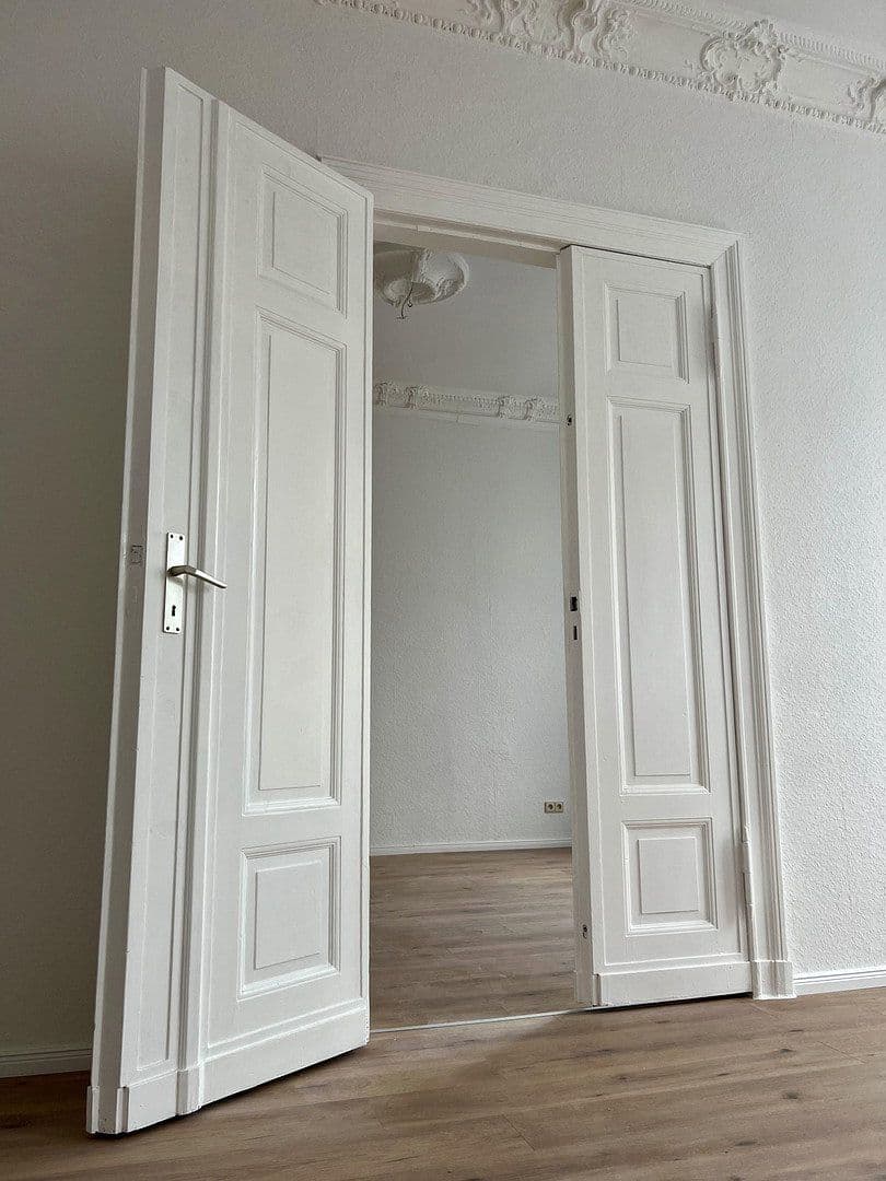 Pronájem bytu 3+1 92 m², Magdeburg, Sasko-Anhaltsko Pronájem bytu 3+1 92 m², Magdeburg, Sasko-Anhaltsko